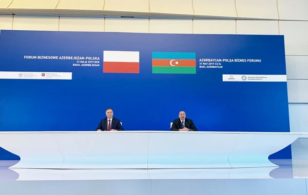 İlham Əliyev: “Azərbaycanın xarici dövlət borcu aşağı səviyyədədir”