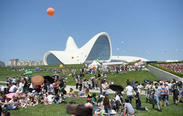В парке Центра Гейдара Алиева прошел Детский фестиваль - ФОТО
