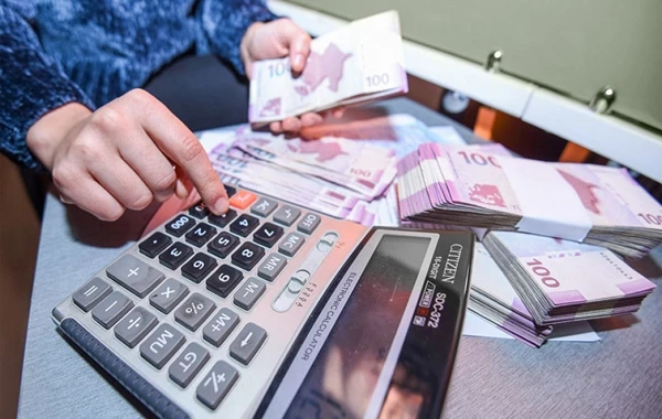 28 min nəfər dollar kreditləri üzrə kompensasiyanı götürmədi