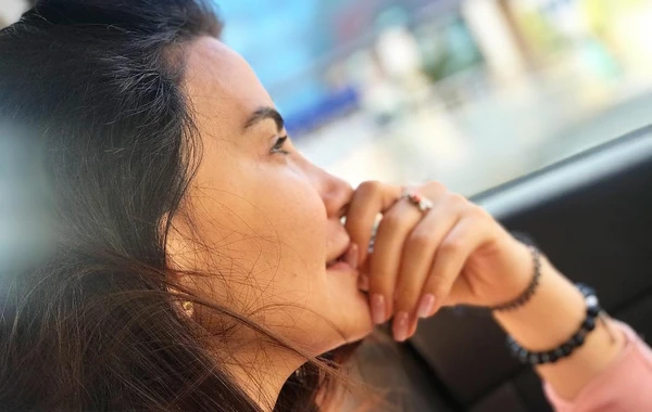 Leyla: "O videodan sonra yazdılar ki, daha məni öpmə" - VİDEO