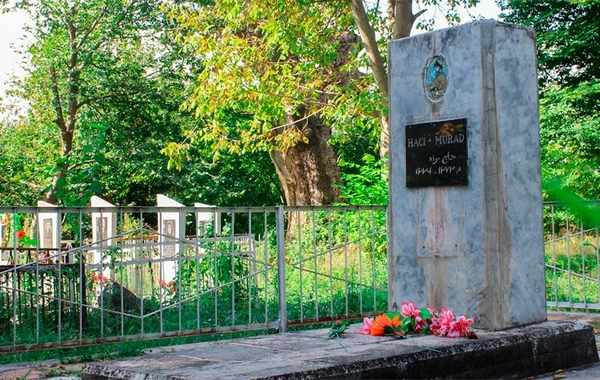 Hacı Muradın qalıqları oğurlanmış məzarından son görüntülər - VİDEO
