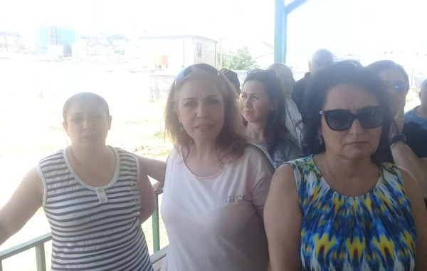 Səbail RİH-nin başçısı "Jurnalistlər binası"nın sakinləri ilə görüşüb FOTOLAR