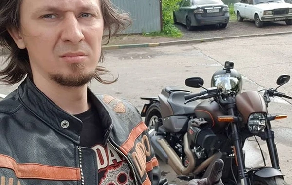 Мотоблогер перед смертью записал ВИДЕО, как он рулит ногами на скорости 100 км/ч