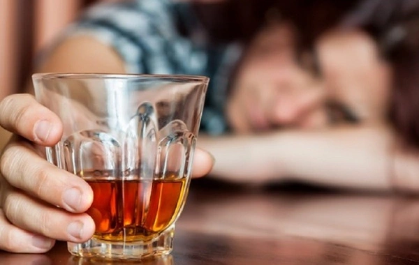 Ana yeni doğulan körpəsinə görə özünü öldürmək istədi