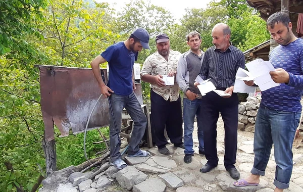 Azərbaycanda bu kəndin yolu yoxdu - Sakinlər atla, ulaqla gedir - REPORTAJ
