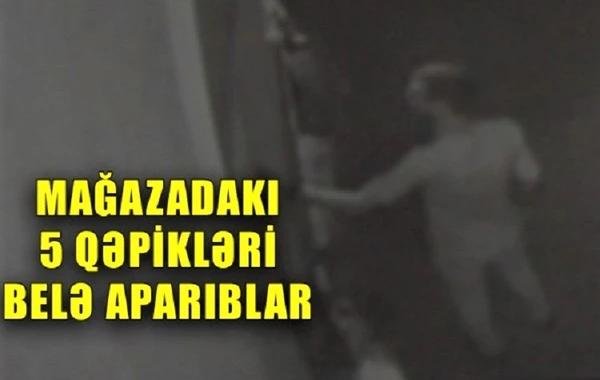 Bakıda ərzaq mağazasını yarıb hər şeyi apardılar - VİDEO