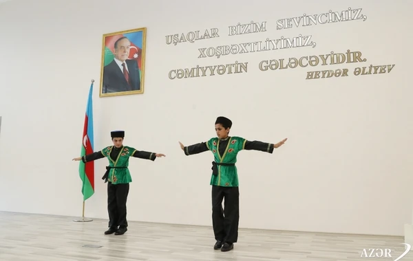 Лейла Алиева посетила школы-интернаты в Баку – ФОТО
