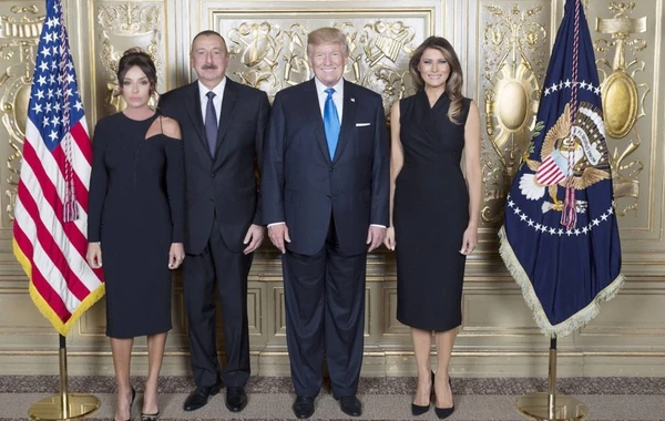 İlham Əliyev Donald Trampı təbrik etdi
