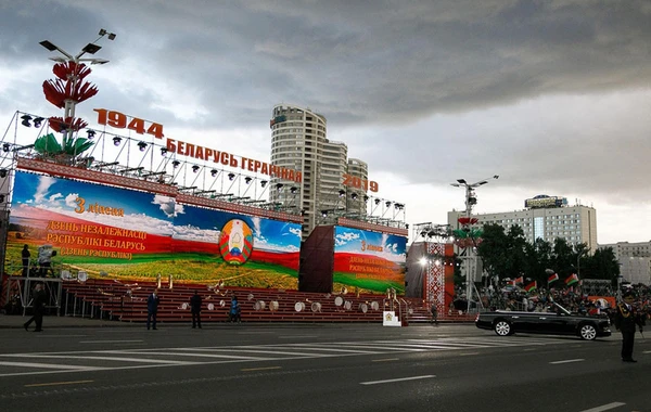 Азербайджанские военнослужащие приняли участие в военном параде в Минске - ФОТО