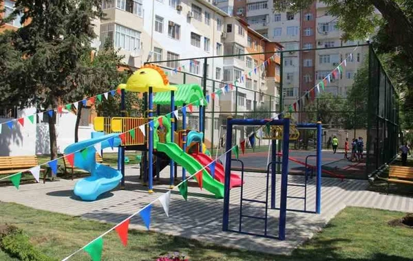 IDEA благоустроила очередной двор в рамках проекта "Наш двор" - ФОТО