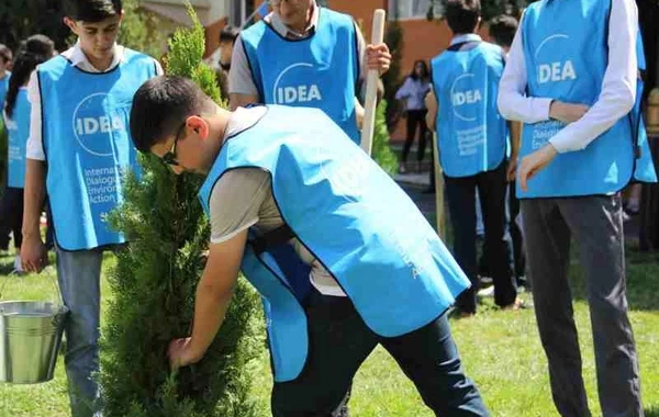 IDEA благоустроила очередной двор в рамках проекта "Наш двор" - ФОТО