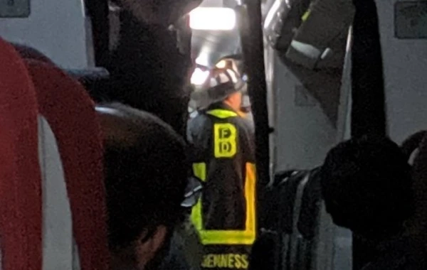 ABŞ-da təyyarədə yanğın oldu, təcili eniş etdi - FOTOLAR