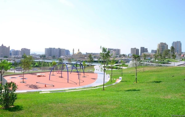 Великолепный облик Баку: Центральный парк - ФОТО