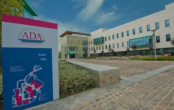 Səfirlər və diplomatlar Bakıda bir araya toplandı