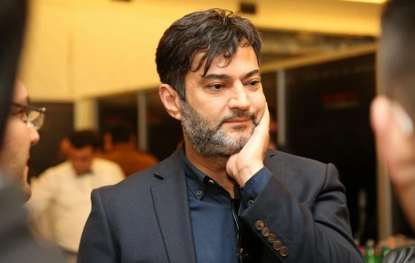 “Bu şəhərdə”nin Coşqunu qızı və nəvəsi ilə — FOTO