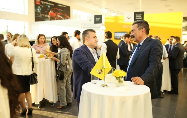Bakıda RENAULT şirkətinin yeni salonunun açılışı oldu – FOTO