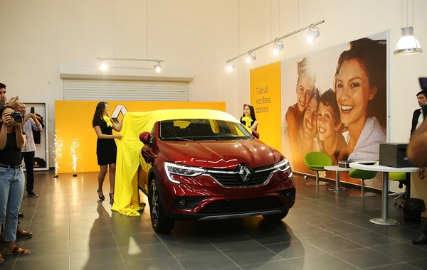 Bakıda RENAULT şirkətinin yeni salonunun açılışı oldu – FOTO