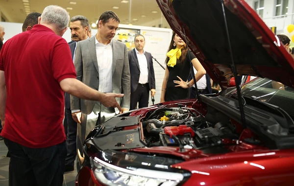 Bakıda RENAULT şirkətinin yeni salonunun açılışı oldu – FOTO