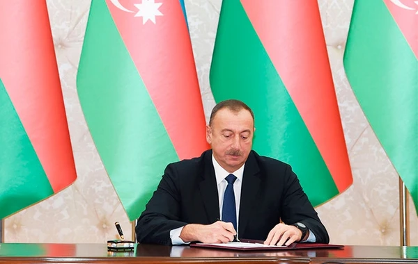 Prezident "2018-ci il dövlət büdcəsinin icrası haqqında" qanunu təsdiqləyib