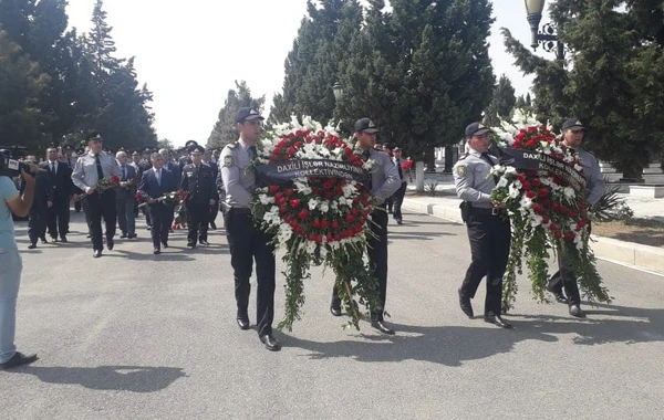 Gəncə hadisələrində qətlə yetirilən polislər anılıb