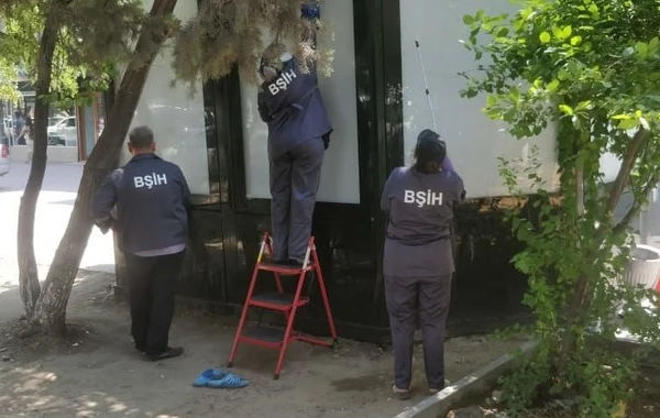 Столичные власти поручили отмыть все торговые киоски и объекты - ФОТО