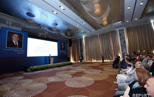 Bakıda nazirlər və deputatlar bir araya gəldi - FOTO