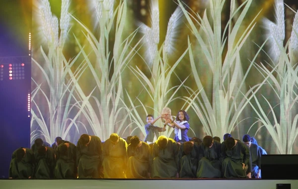 Bakıdakı festivalın açılışından möhtəşəm görüntülər - FOTOLAR
