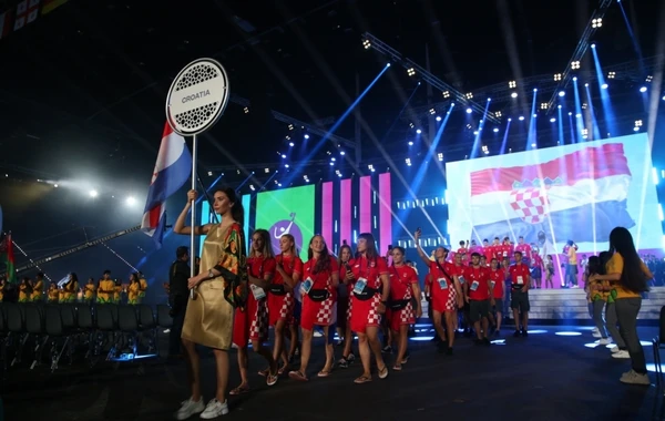 Bakıdakı festivalın açılışından möhtəşəm görüntülər - FOTOLAR