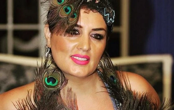 Elza Seyidcahandan yeni qalmaqallı şeir