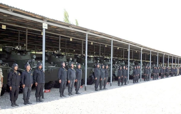 Zakir Həsənov ordumuzun döyüşə hazırlığını yoxlayır – FOTO