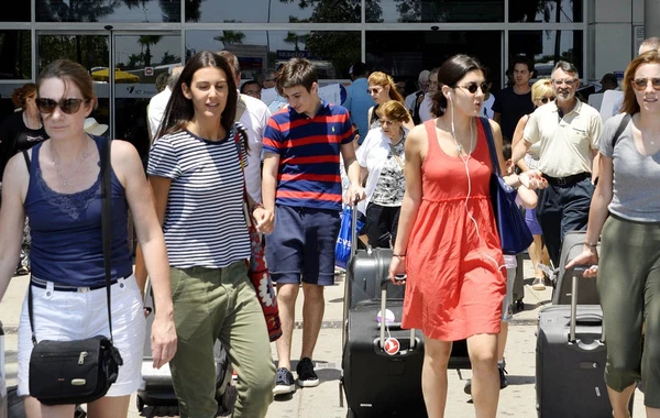 Azərbaycanda hotellərdə daha çox hansı ölkə turistləri qalır? - Statistika