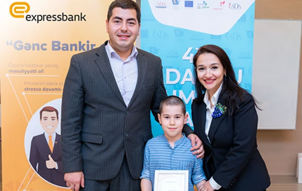 Молодые банкиры образовательного центра "Expressbank"a стали выпускниками