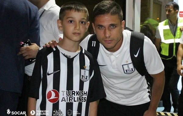 "Neftçi"nin futbolçusundan örnək addım - FOTO