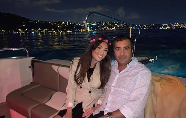 Mərhum Natiq Əliyevin oğlu ilə xanımının yaxta səfası - FOTO