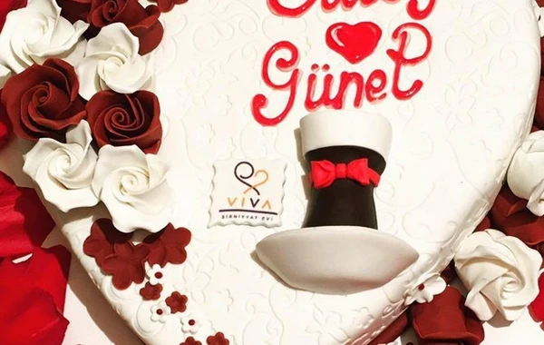 Günel nişanlısından ayrıldı - Sosial şəbəkədəki bütün qız izləyiciləri... FOTO