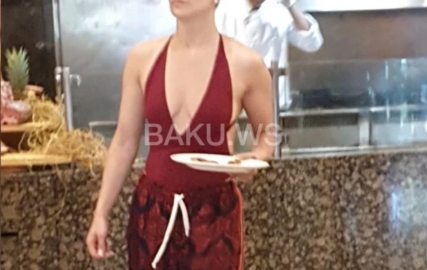 Дженнифер Лопес попала на камеру BAKU.WS - ВИДЕО