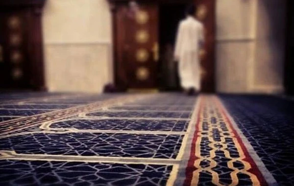 Azərbaycanda bayram günü məsciddən oğurluq edildi - VİDEO