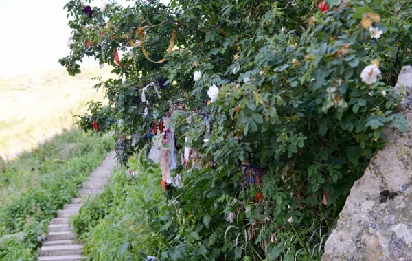 Duaların qəbul olduğu yer - Haqqında əfsanələr dolaşan təbiət möcüzəsi - FOTO