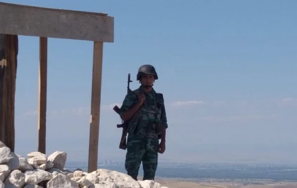 Sərhədçilərimiz hücuma keçdi - Düşmən mövqeləri nəzarətə götürüldü (FOTO)