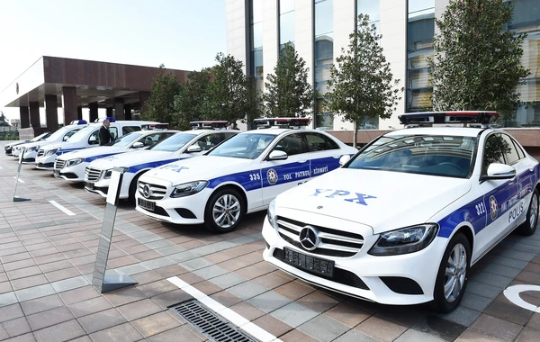 Yol polislərimizə yeni formalar verildi - FOTO