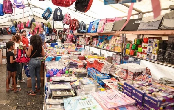 Bakıda 19 yerdə məktəb yarmarkaları fəaliyyətə başlayıb -SİYAHI