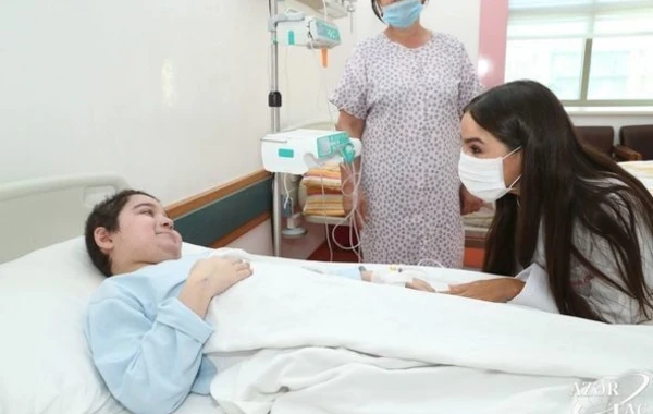 Лейла Алиева посетила ряд медицинских учреждений Баку - ФОТО