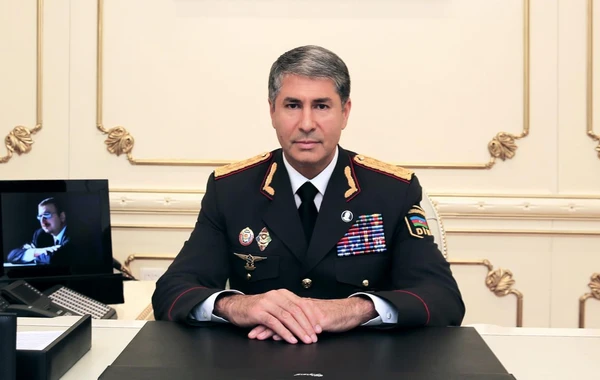 Vilayət Eyvazov Arif Alışanovun qardaşını işdən çıxardı - FOTO