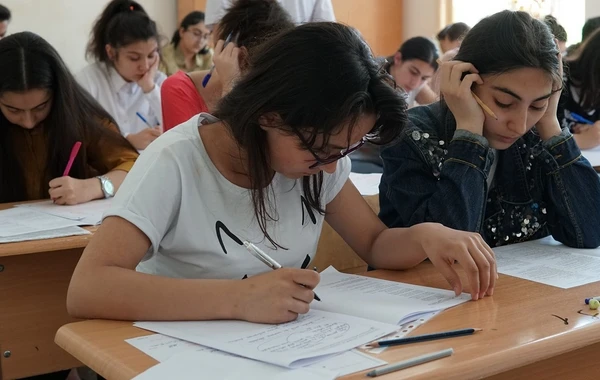 Kolleclərdə boş qalan yerlərin siyahısı dərc olunub