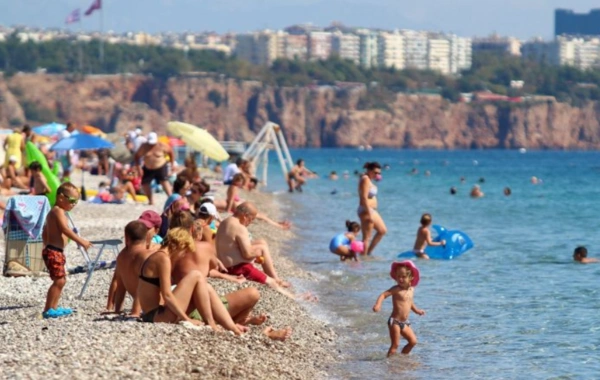Bakıda turizm şirkəti 20 ailənin Antalya arzusunu ürəyində qoydu