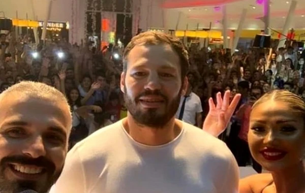 Bakıda "Avatar" Atakana görə Mall-da qapılar, lift bağlandı, izdiham yarandı - VİDEO