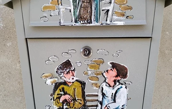 Удивительные почтовые ящики в центре Баку - ФОТО