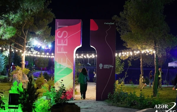 Leyla Əliyeva Üzüm və Şərab Festivalında - FOTO