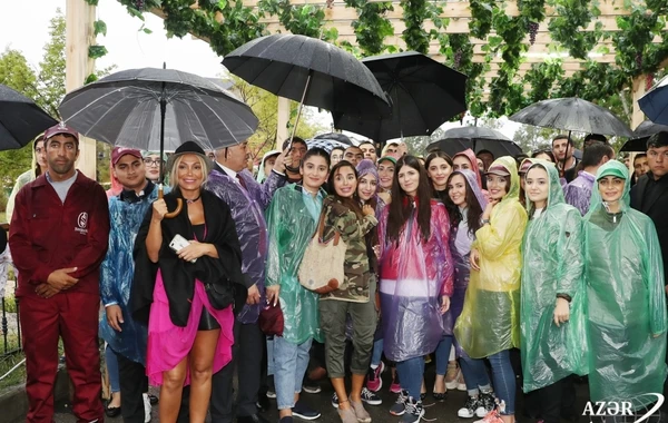 Leyla Əliyeva Üzüm və Şərab Festivalında - FOTO