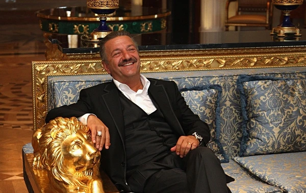 Telman İsmayılov villasında belə istirahət edir - FOTO